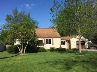 2306 Sunnymede Dr, Fort Wayne, IN 46803