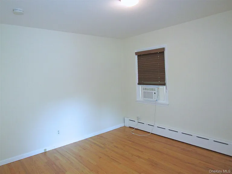 14 Piney Point Ave — Photo 18