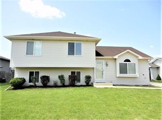 1801 Winger Dr, Plainfield, IL 60586