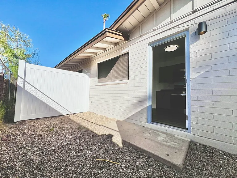 Villas on Holly — Photo 20