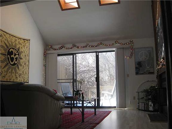 5th image of 5605 Maxwell Ct