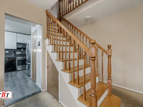 870 East 16th Street image 15 of 28