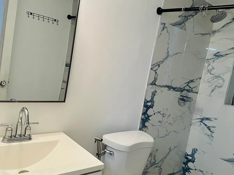 3402 Cynthia Ln #118 — Photo 10