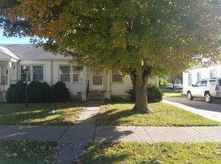 1821 Hunting Ave, Manhattan, KS 66502