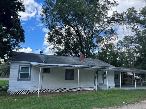 5 Twin Oaks Dr, Tifton, GA 31794