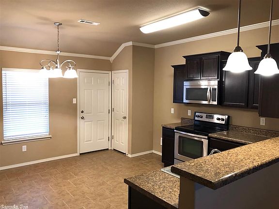 5th image of 912 Anemone Dr