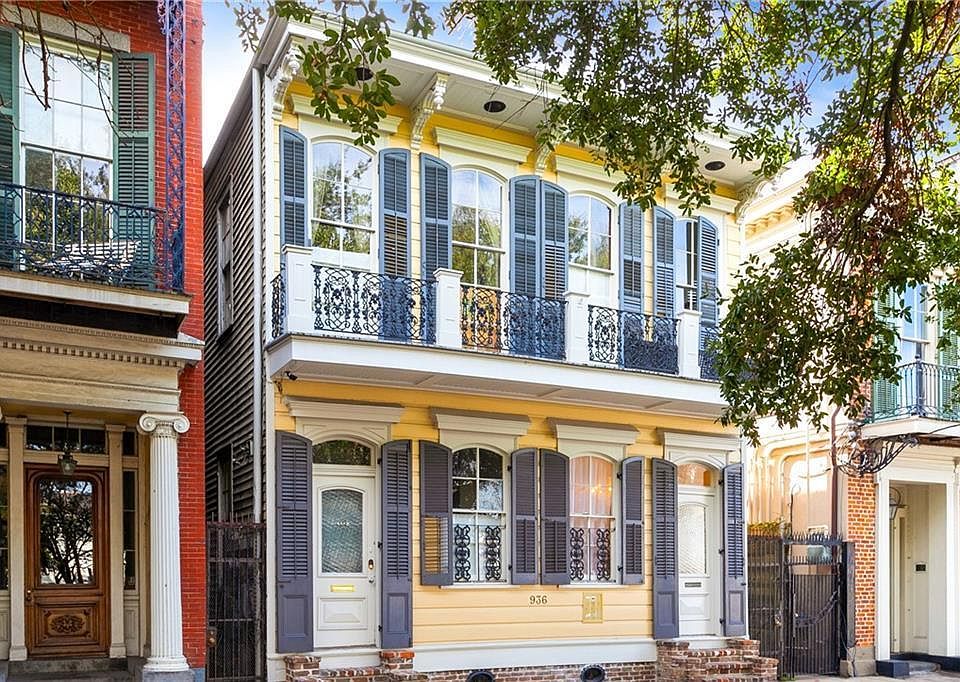 1st image of 936 Esplanade Ave #202