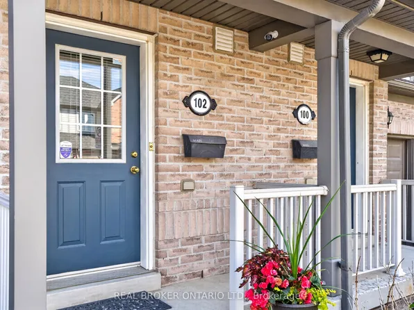 86 Joymar Dr #102, Mississauga, ON L5M 7Z6