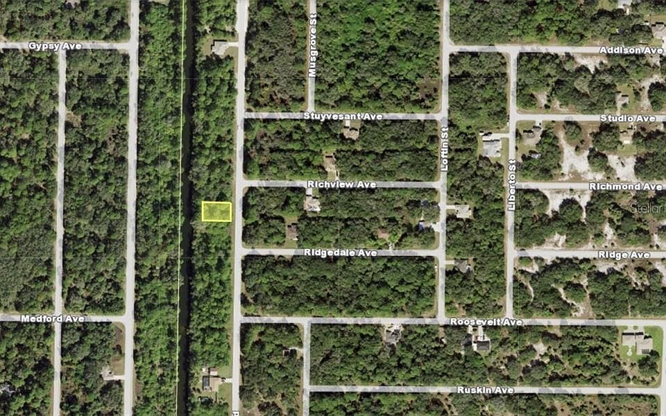 2nd image of 103 Ravenswood Blvd