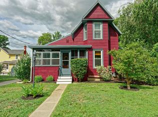 6 Hudson St, Castleton, NY 12033