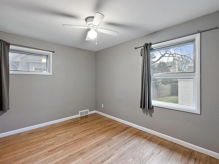 810 Chestnut St — Photo 11
