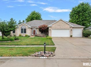 413 Silver Spring Dr, Springfield, IL 62702