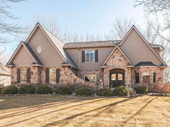 466 Firethorn Trl, Dakota Dunes, SD 57049