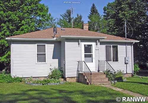 1st image of 558 N 2nd Avenue