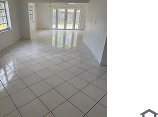 9499 Jamaica Dr, Cutler Bay, FL 33189