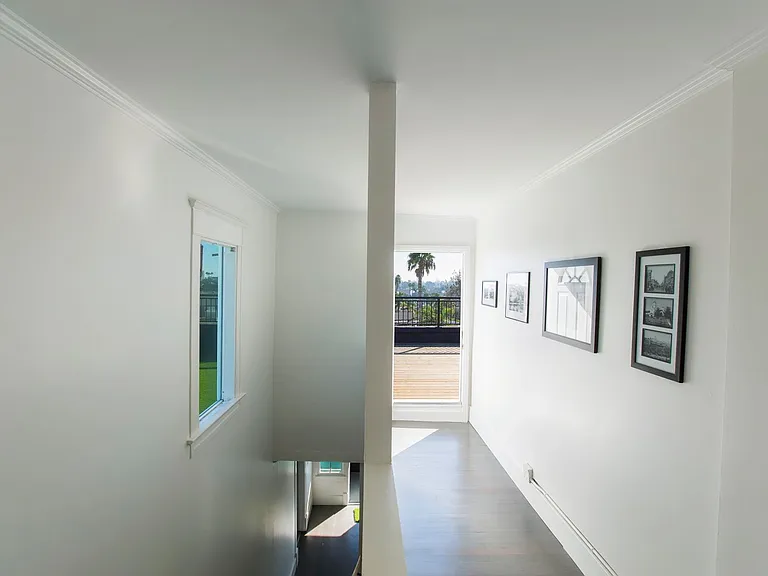 1520 Tyler House — Photo 10