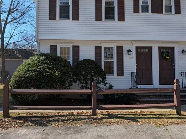 152 Wellman Ave #152, North Chelmsford, MA 01863