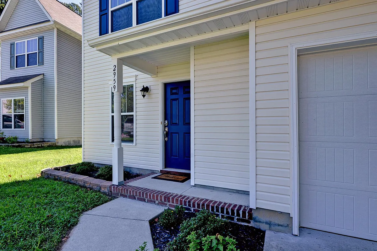 Building Photo - 2959 Snuggles Ct