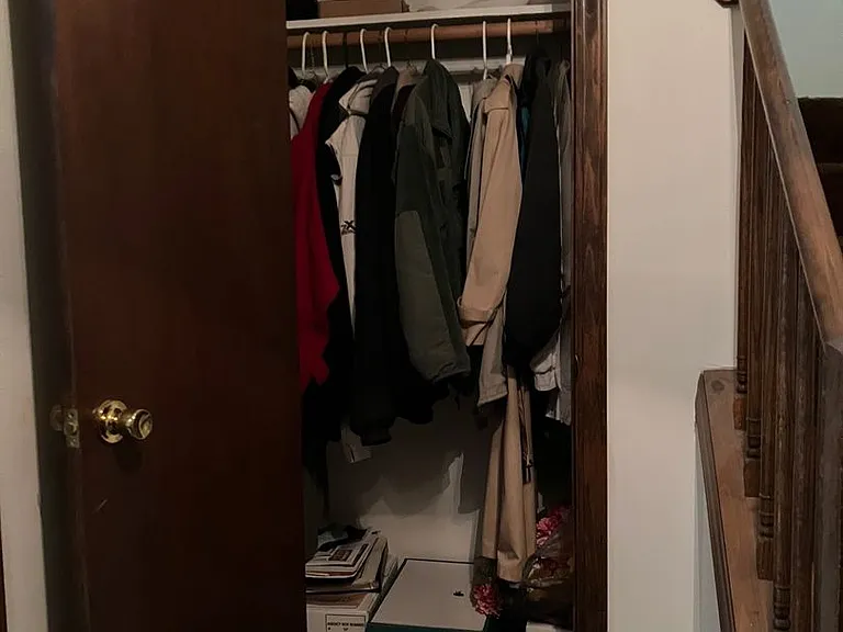 4852 Rosewell Dr — Photo 35