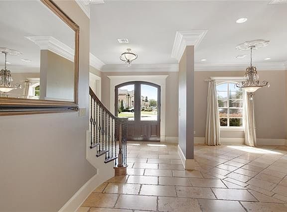 2nd image of 1751 Sherbrooke Ln