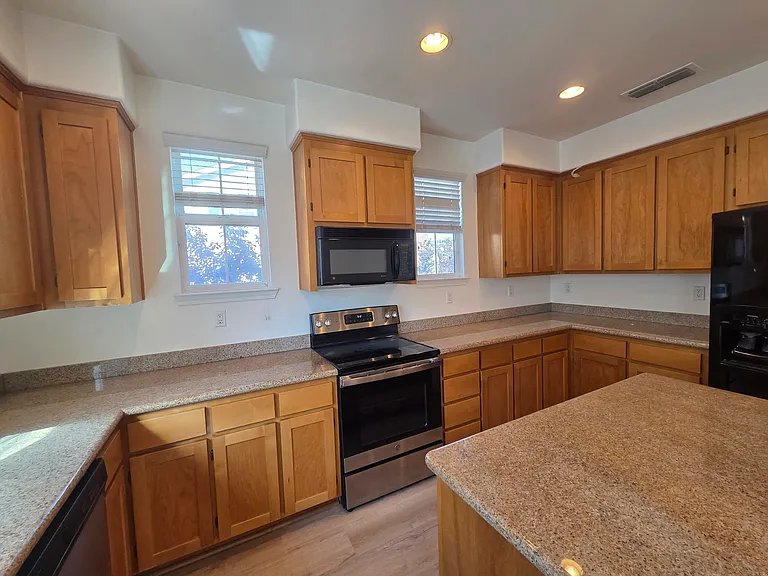 2985 1st St #1206 — Photo 8