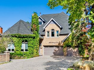 2239 Rosegate Dr, Mississauga, ON L5M5A6