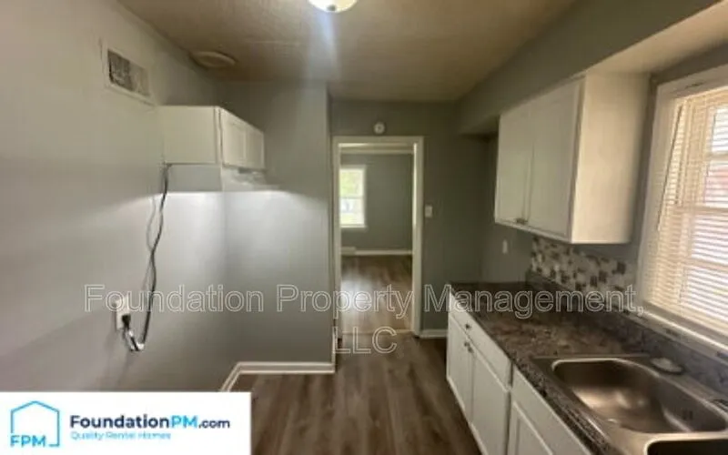 3 bed, 1.0 bath, 1120 sqft, $1,050 — Photo 4