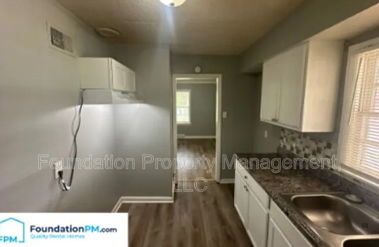 3076 Signal St — Photo 4