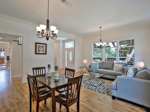 5th image of 210 Donohoe St