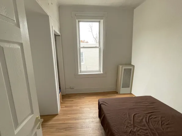 66 Gautier Avenue image 8 of 10