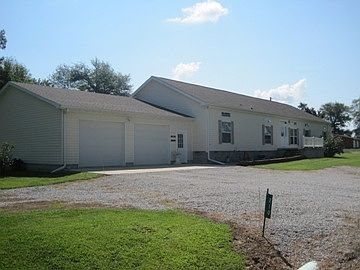 1st image of 210 County Road 690 E