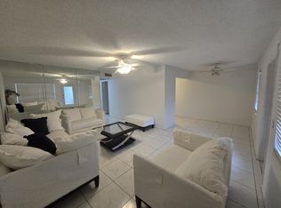 227 Kent N, West Palm Beach, FL 33417