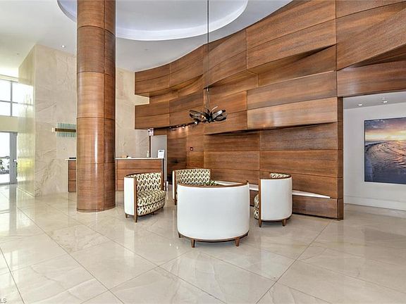 4th image of 3000 Oasis Grand BLVD #2205