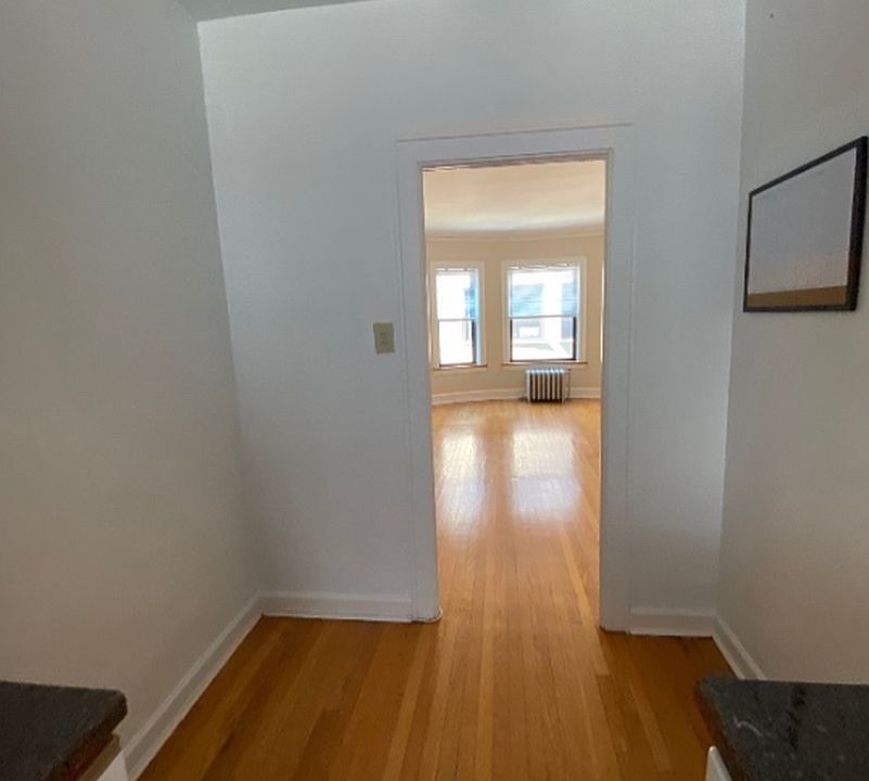 1st image of 4519 N Paulina St #21-A