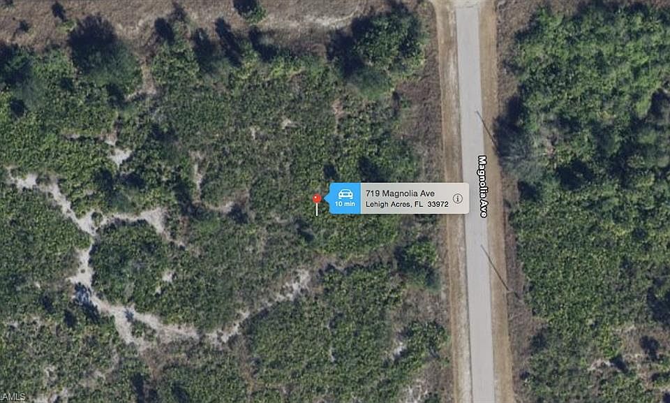 2nd image of 719 Magnolia Ave