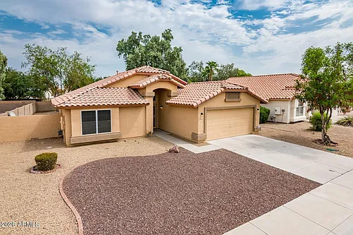 12566 W Palm Ln Photo 1