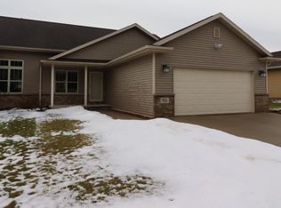 703 Creekview Ln, Appleton, WI 54915