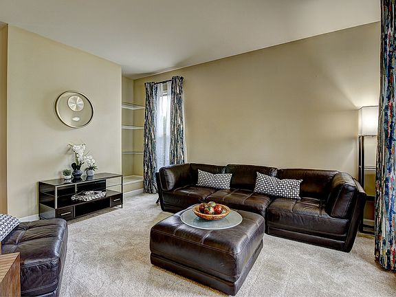5th image of 1003 Hollingswood Ct