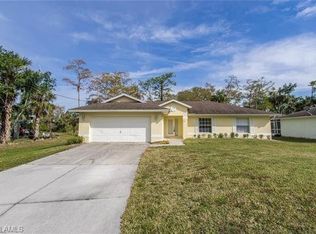 160 15th St SW, Naples, FL 34117