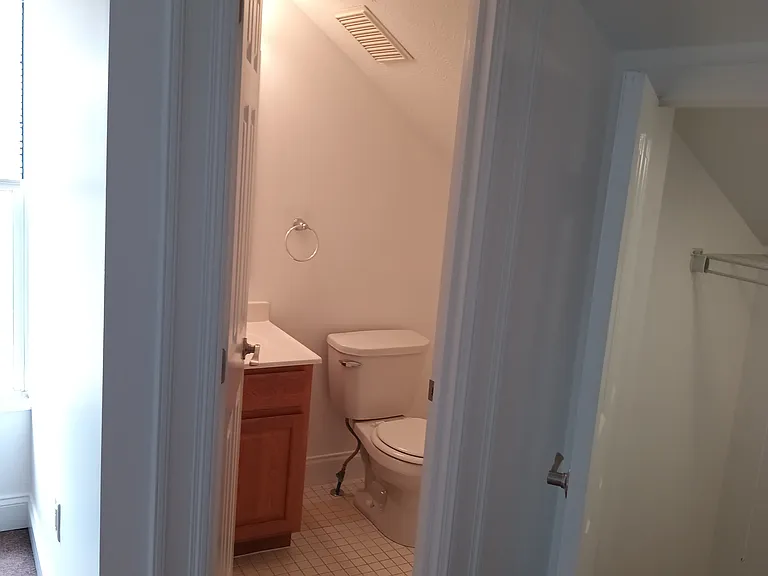 2nd fl half bath