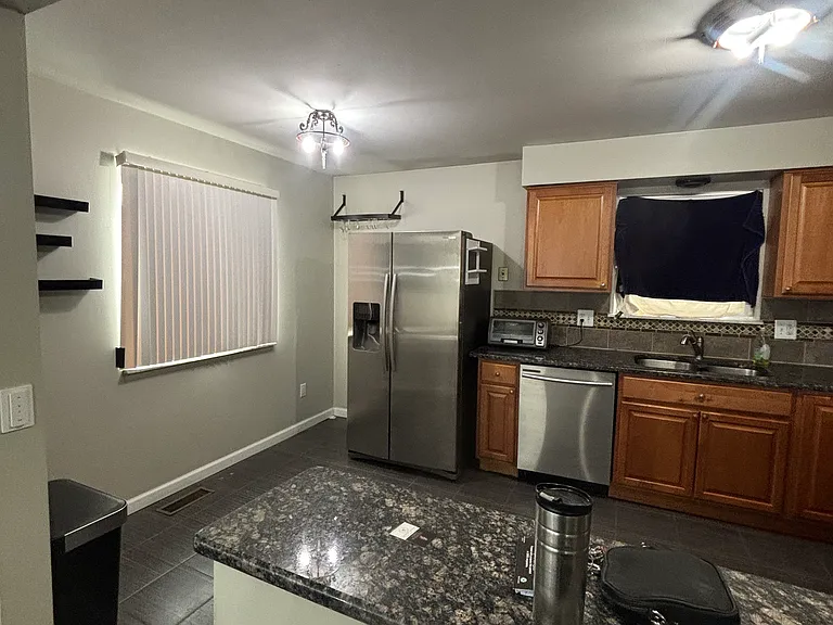 28059 Schram St — Photo 3