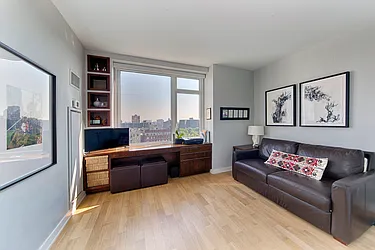 Rented by Isen & Company : Real Estate Advisors