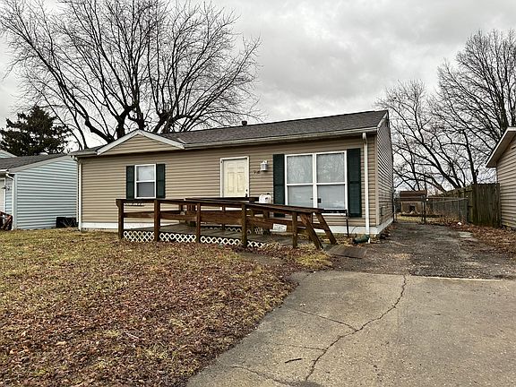 2nd image of 966 Bermuda Dr