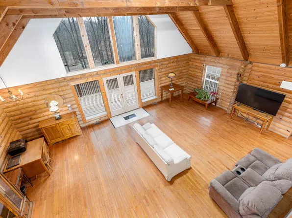 5585 Michigan Ave, Tipton, MI 49287