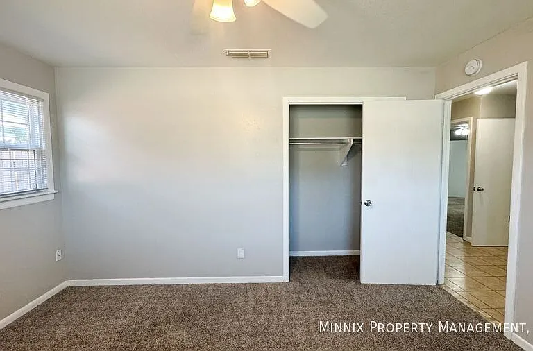4817 45th St — Photo 25