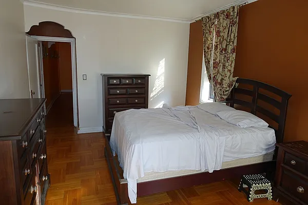 Sold by Ingram & Hebron Realty Corp | media 24