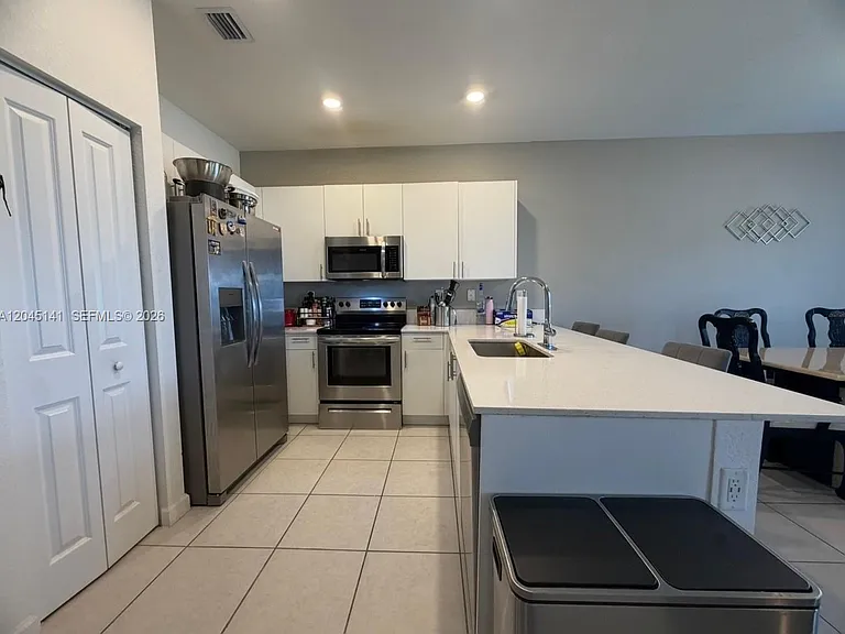 20476 NW 4th Ct #20476 — Photo 5
