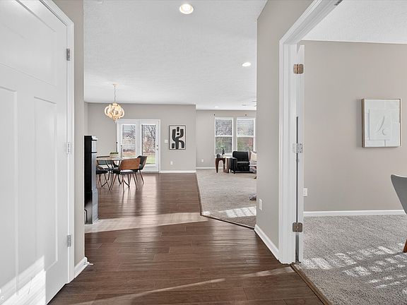 5th image of 11904 Crossbill Ct