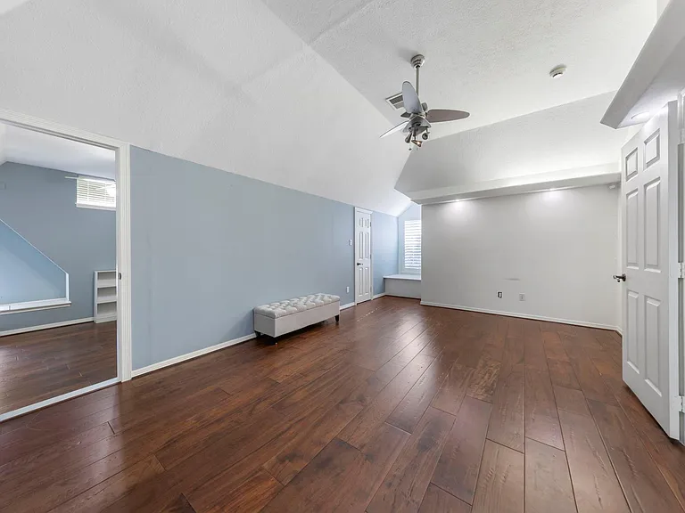 90 W Horizon Ridge Pl — Photo 27