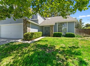 1518 Bluebell St, Lancaster, CA